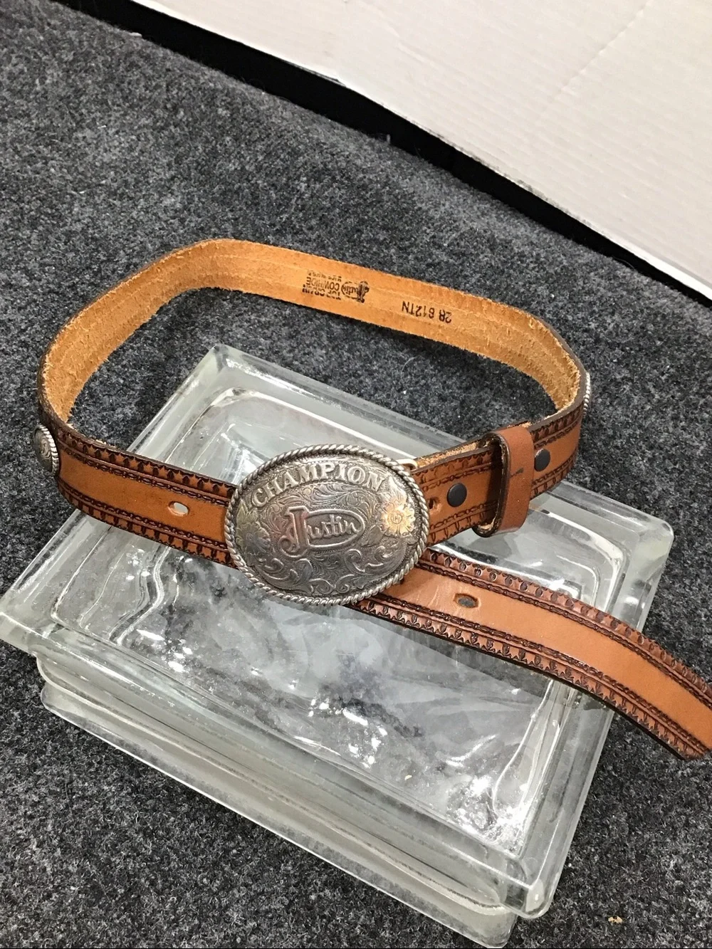 Justin Brown Leather Western Belt with Ornate Silver Buckle and  embroidery 28